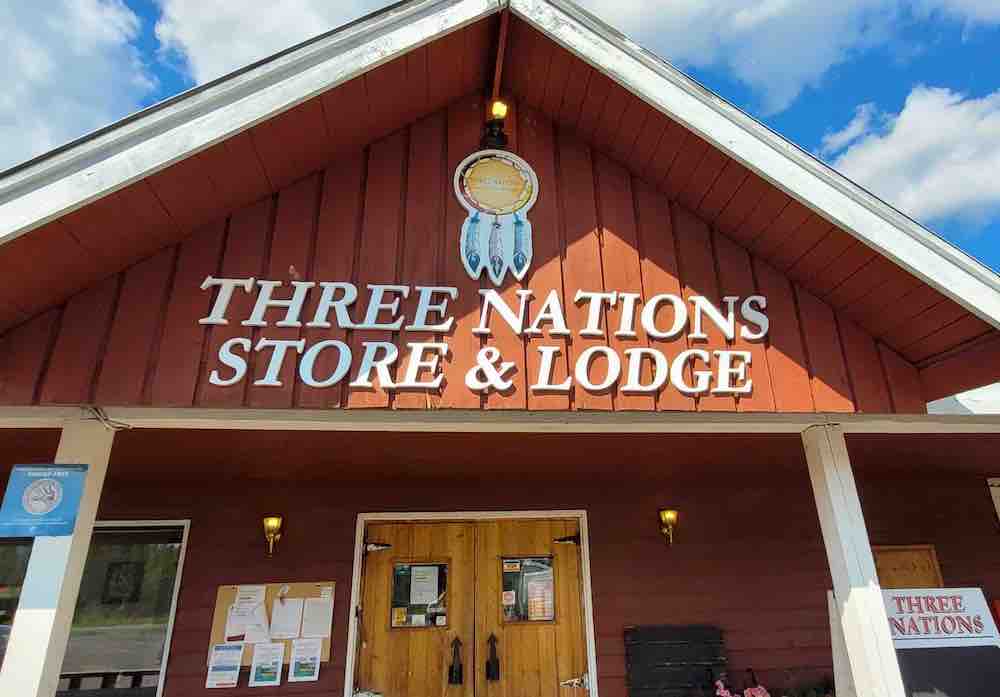  Store and Lodge in Nazko, BC